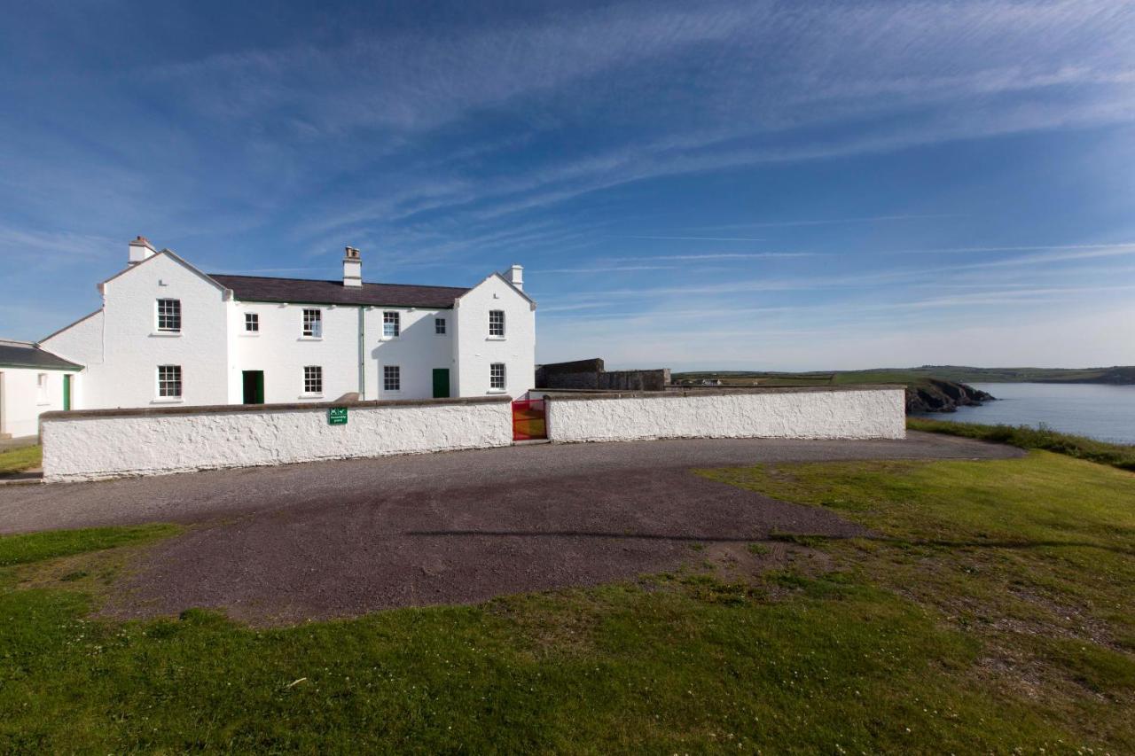 Galley Head Lightkeeper'S Houses Donoure Zewnętrze zdjęcie